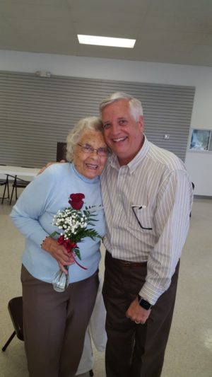 50-year Coshocton BPW member Eva June Kiser with Mayor Steve Mercer at BPW’s June meeting where she was honored. 