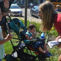 Coshocton Elementary School hands out popsicles to students