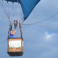 Tethered balloon rides offered at balloon festival