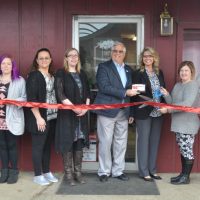 New nail salon opens in Coshocton